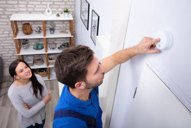 Upgrading to a High-Tech Smoke Detector