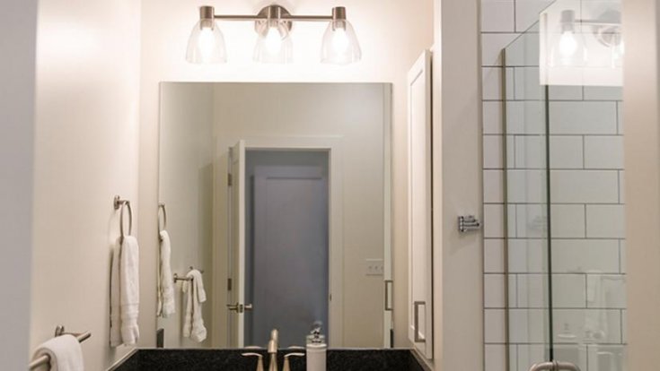 Choosing the Best Lighting for a Bathroom With No Windows