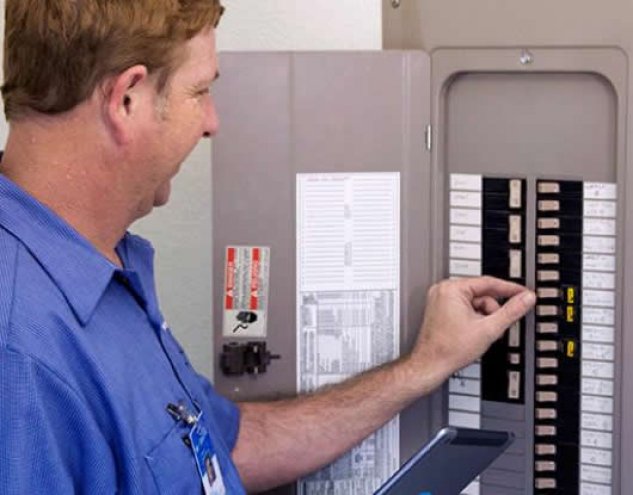 Signs It’s Time for Repair Your Electrical Panel