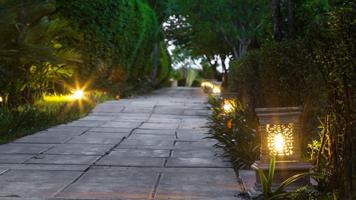 How to Install Landscape Lighting and Boost Home Value
