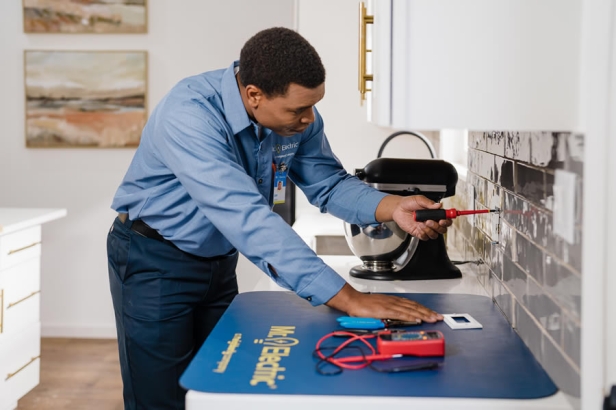 Electrical Outlet Replacement