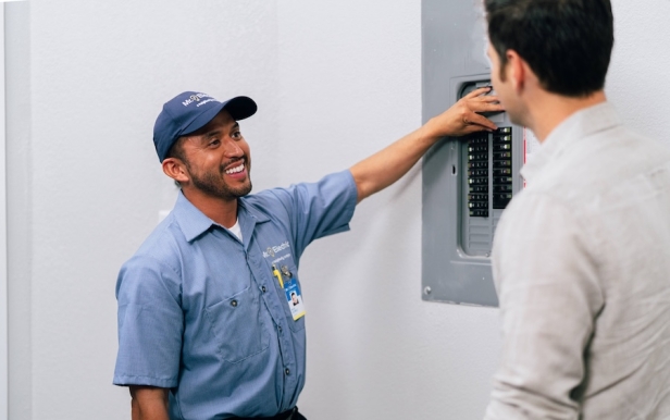 Circuit Breaker Repair in Euless, TX
