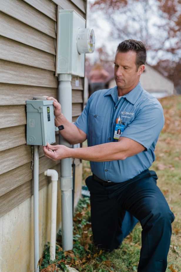 Circuit Breaker Repair in Keller, TX