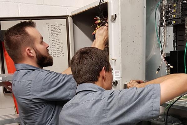 Circuit Breaker Repair in Weatherford, TX