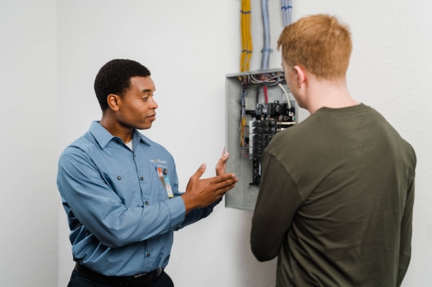 Circuit Breaker Repair in White Settlement, TX