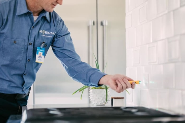 Trusted Electrical Repair Services in HEB, TX